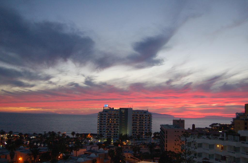 Apartamentos Borinquen Playa de las Americas  Eksteriør bilde